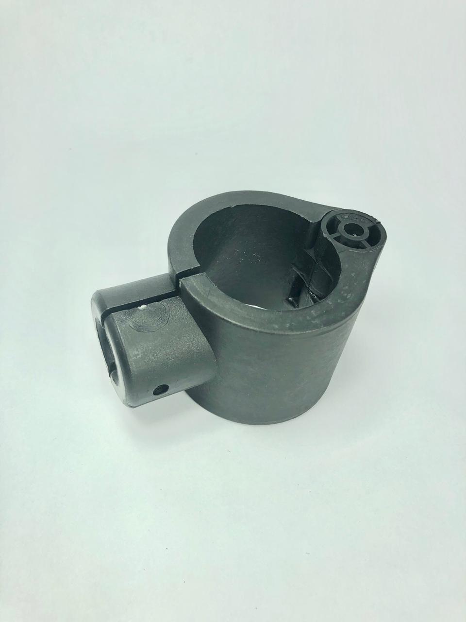 Z3299 - ACOPLAMENTO DO DEDO RETRATIL PLATAFORMA 600 JOHN DEERE AH171602 - H169911